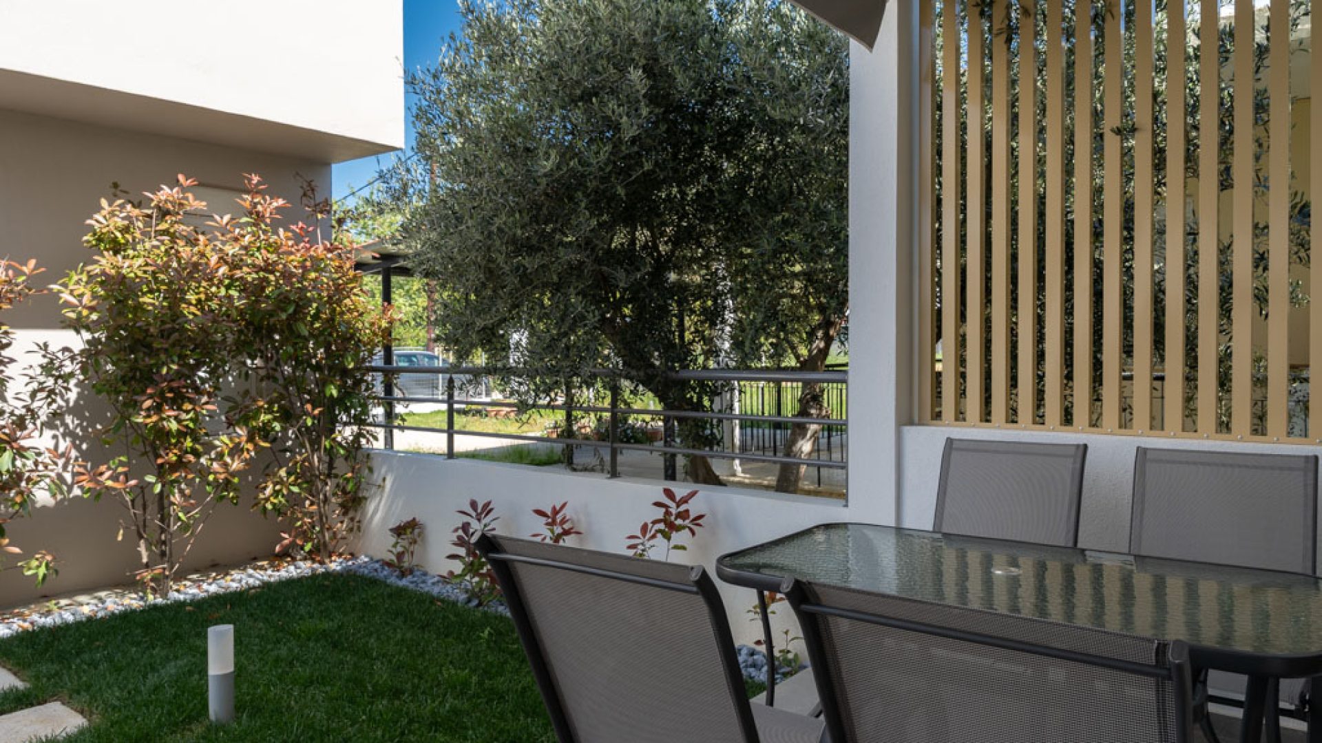 Danai 72.4 25-04-2025 1024px-2