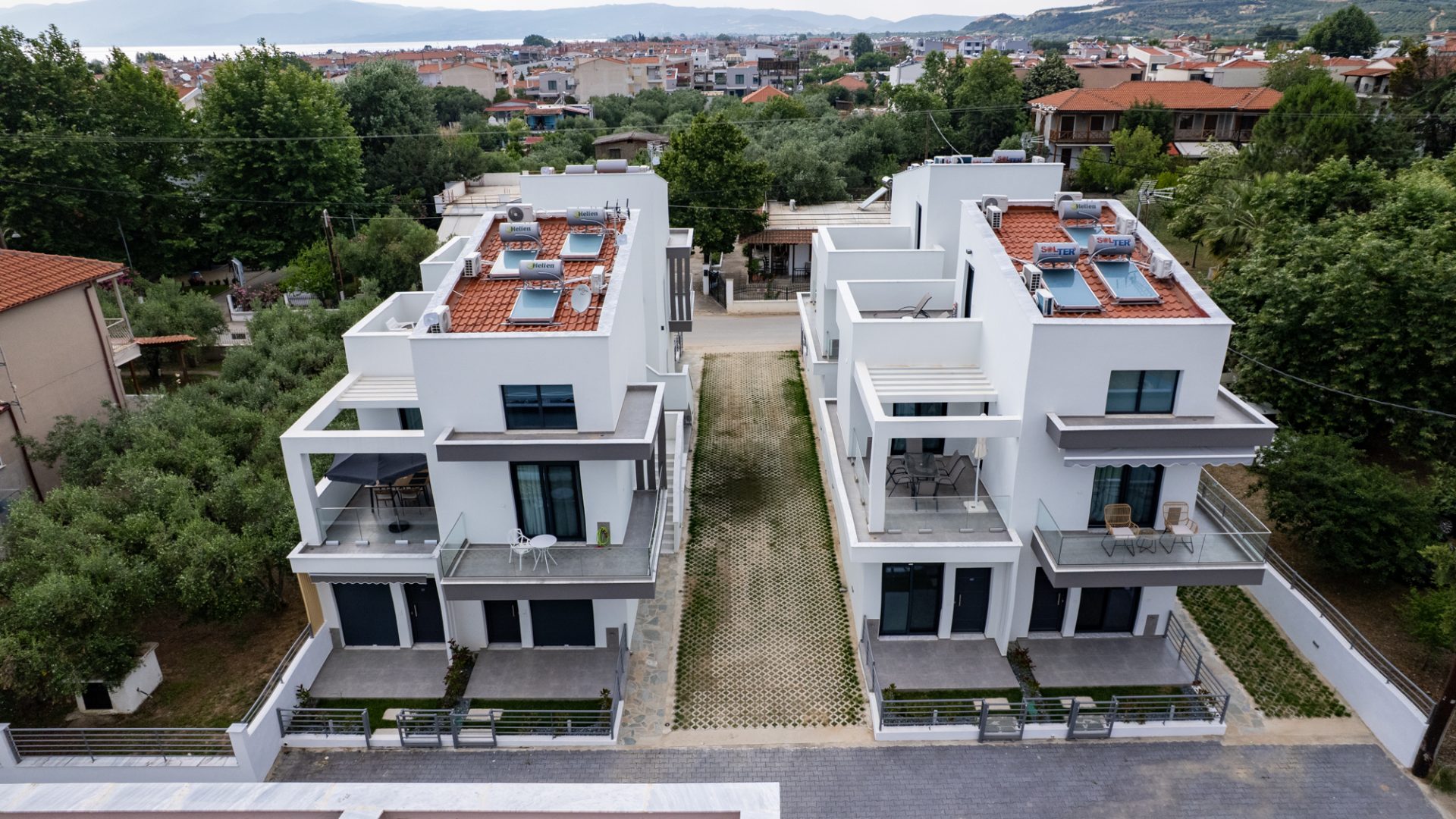 Danai B+D 10-06-2025 2000px-103