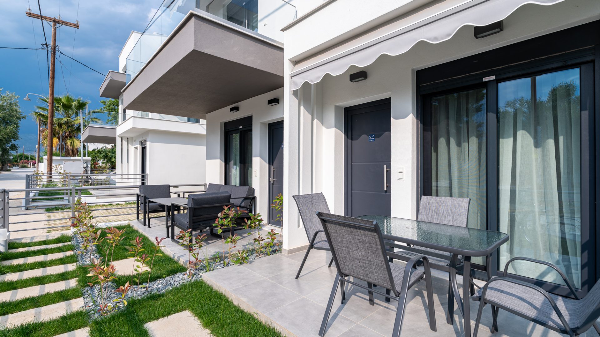 Danai B+D 10-06-2025 2000px-125