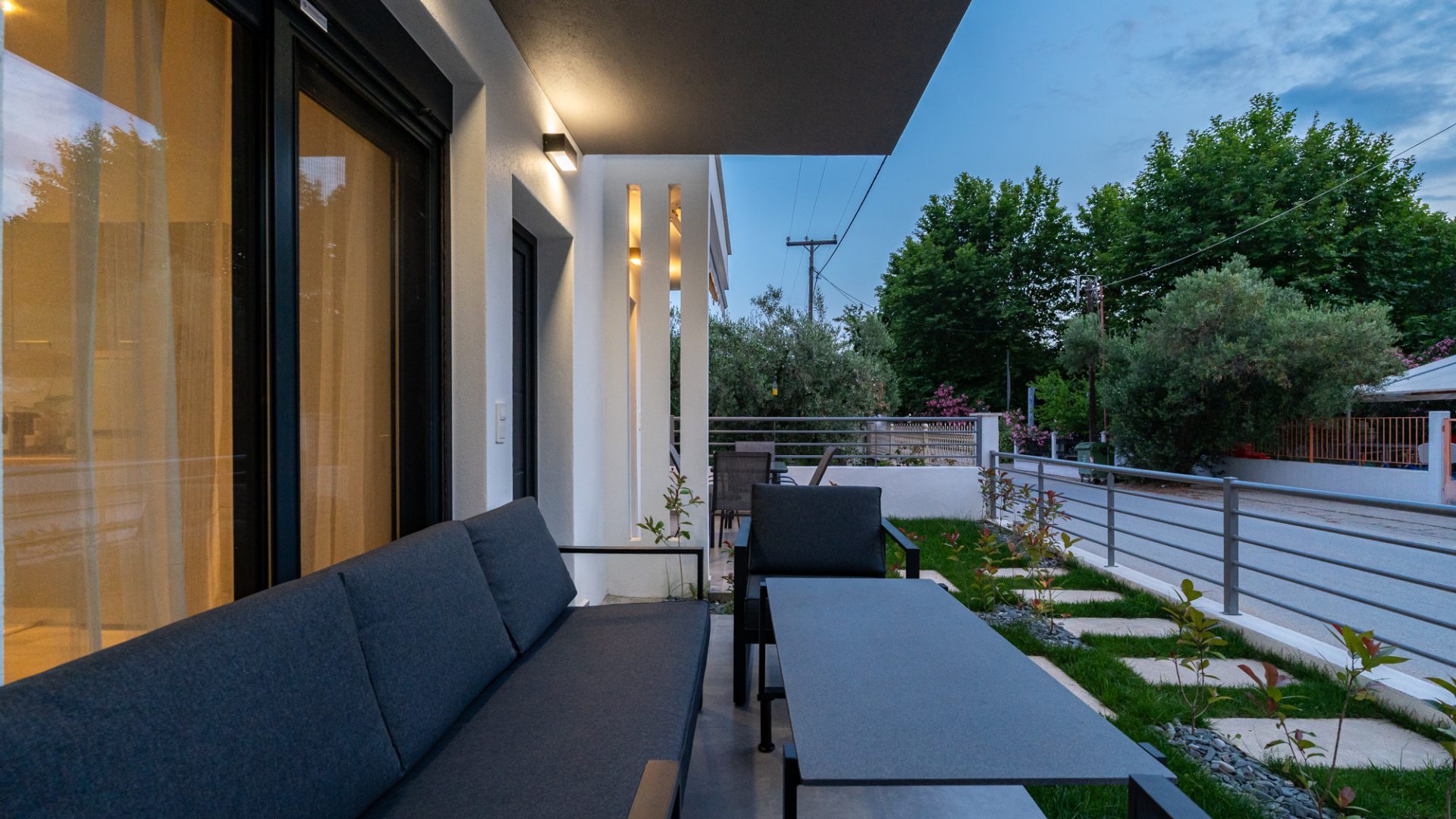 Danai B+D 10-06-2025 2000px-212