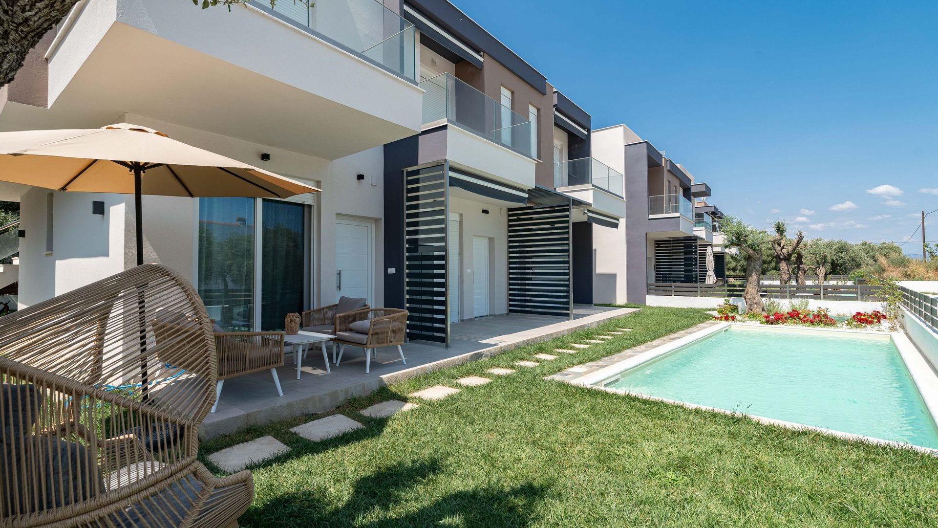 Emerald Paradise 2 07-08-2025-26