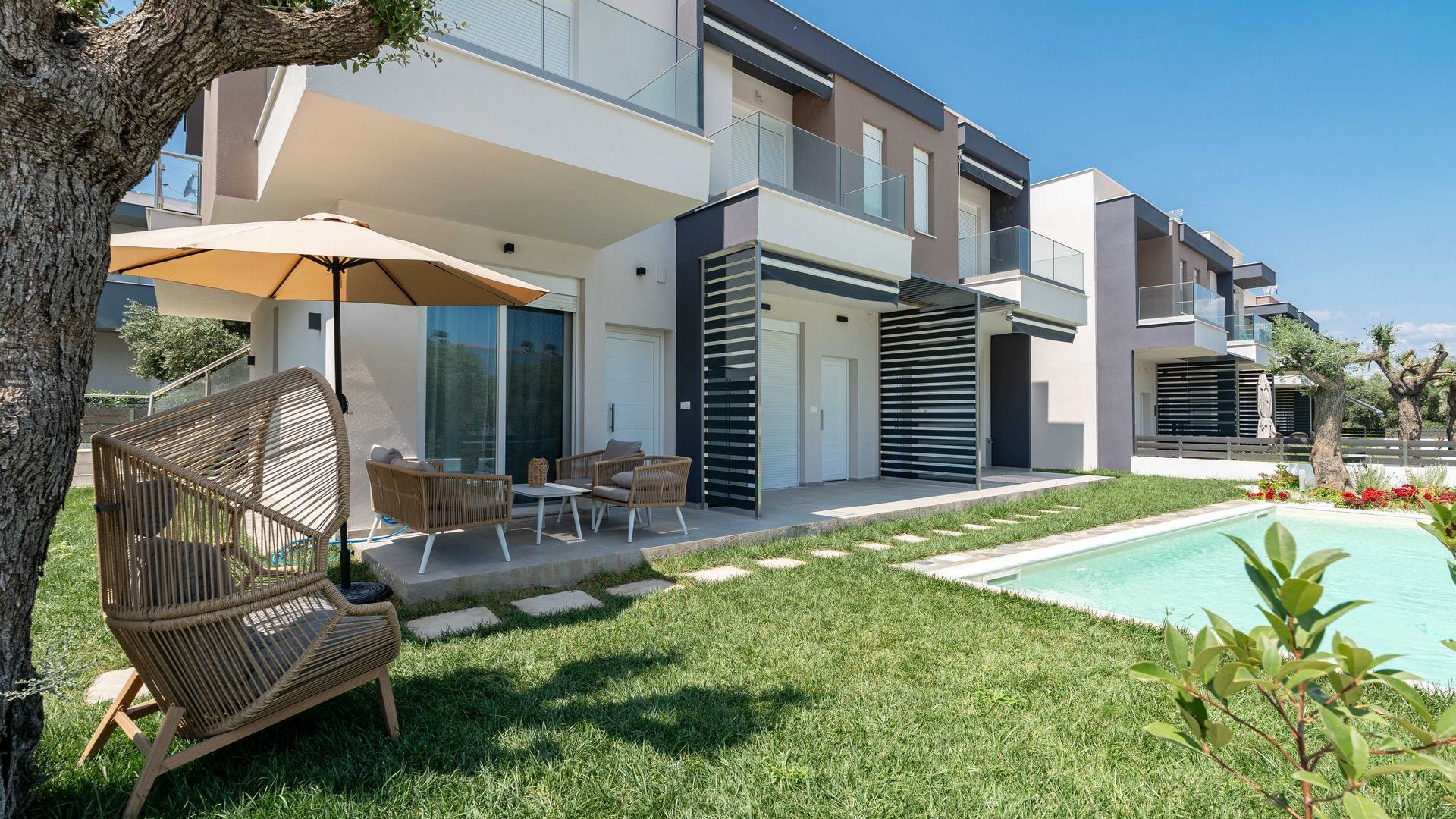 Emerald Paradise 2 07-08-2025-45