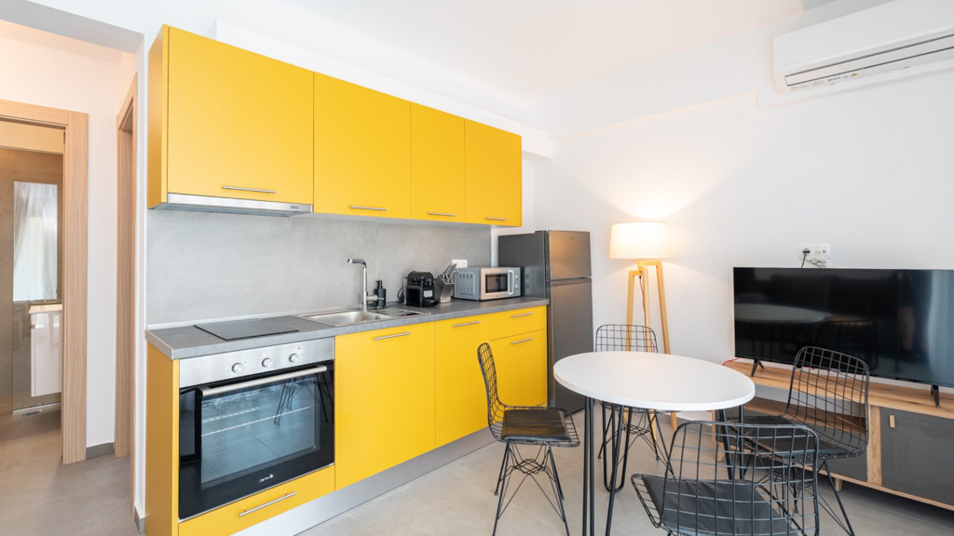 White Dream 2.10 25-06-2025 1024px-12