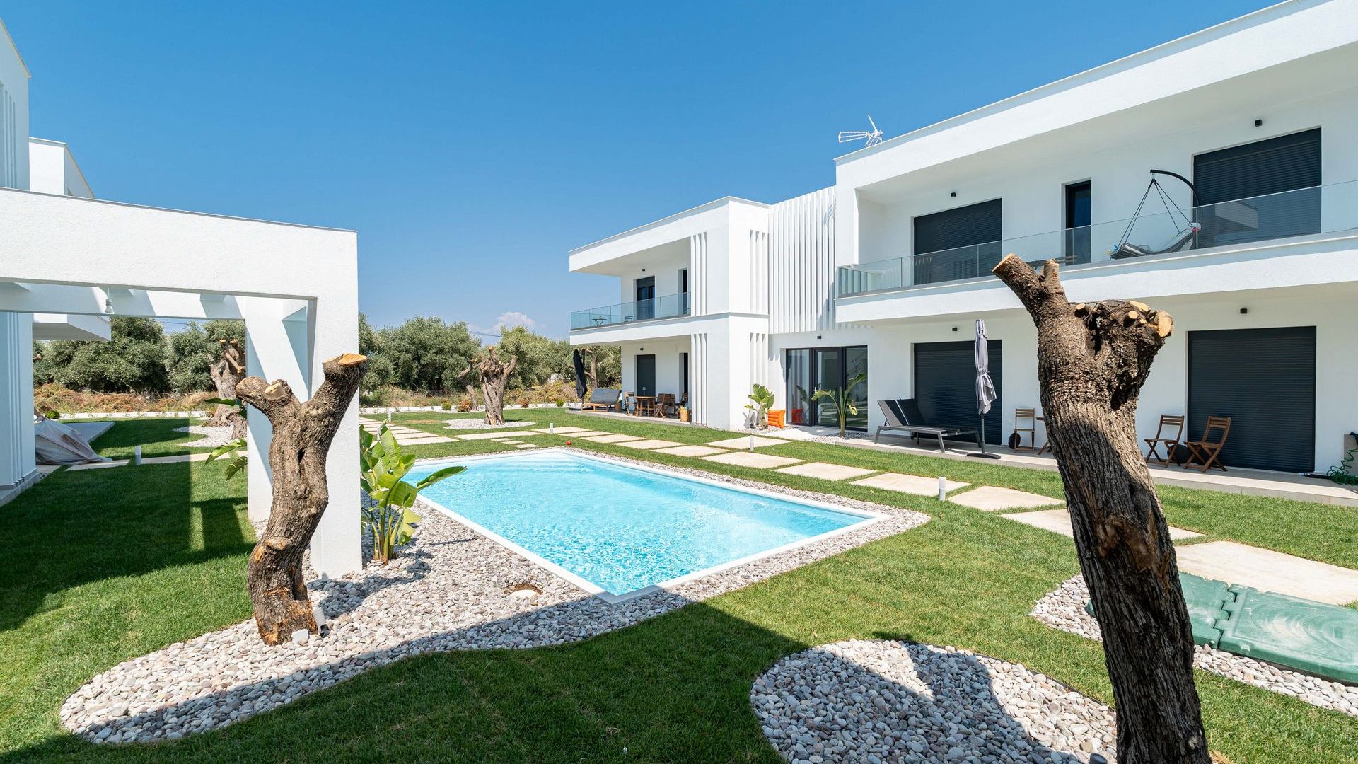 White Dream 20-08-2025-63