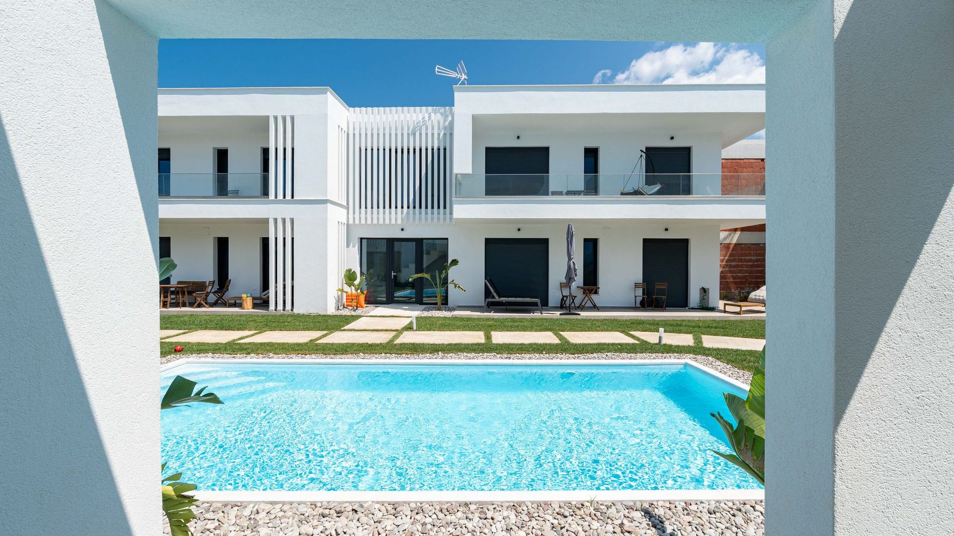 White Dream 20-08-2025-68